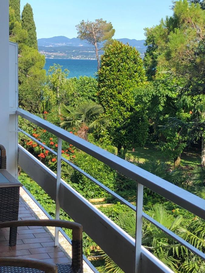 Sunset Apartment Sirmione Exterior foto