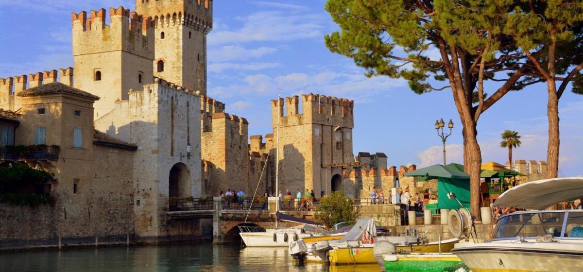 Sunset Apartment Sirmione Exterior foto