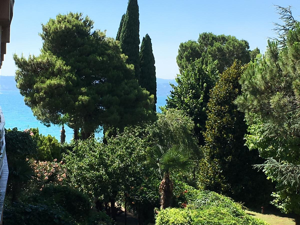 Sunset Apartment Sirmione Exterior foto