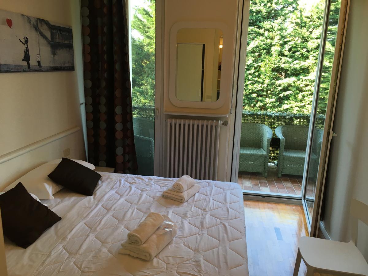 Sunset Apartment Sirmione Exterior foto