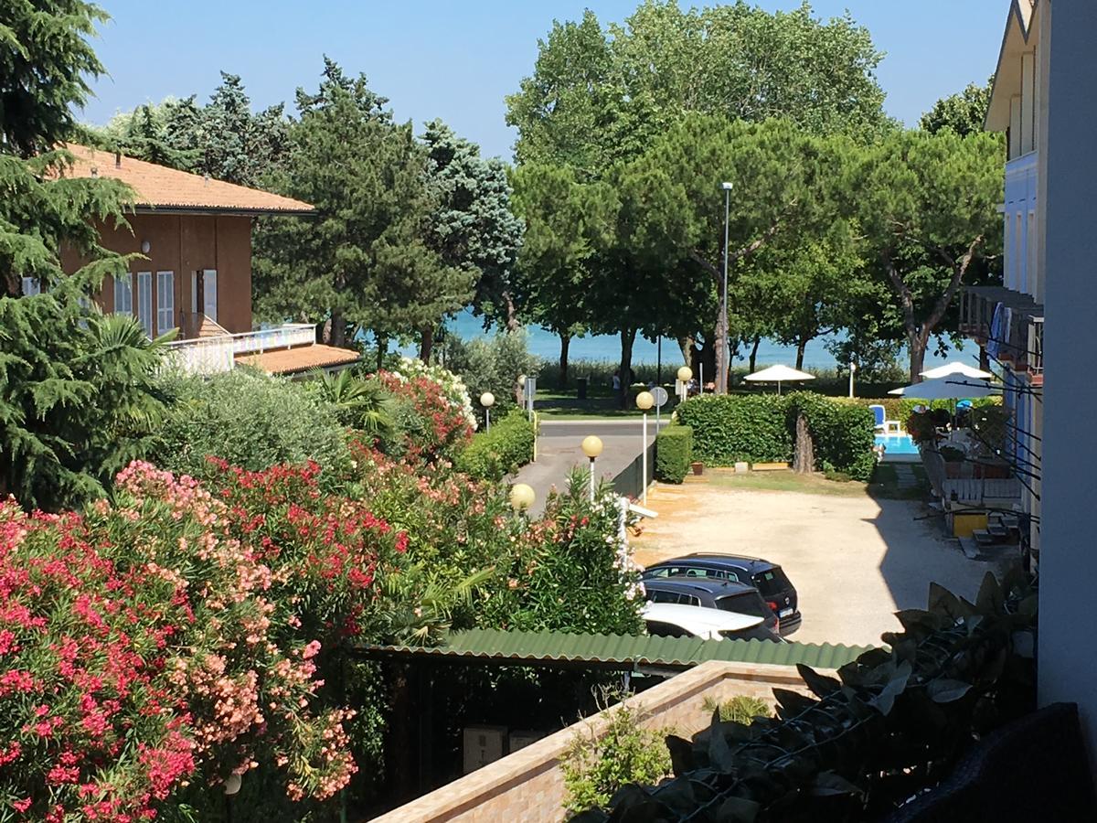 Sunset Apartment Sirmione Exterior foto