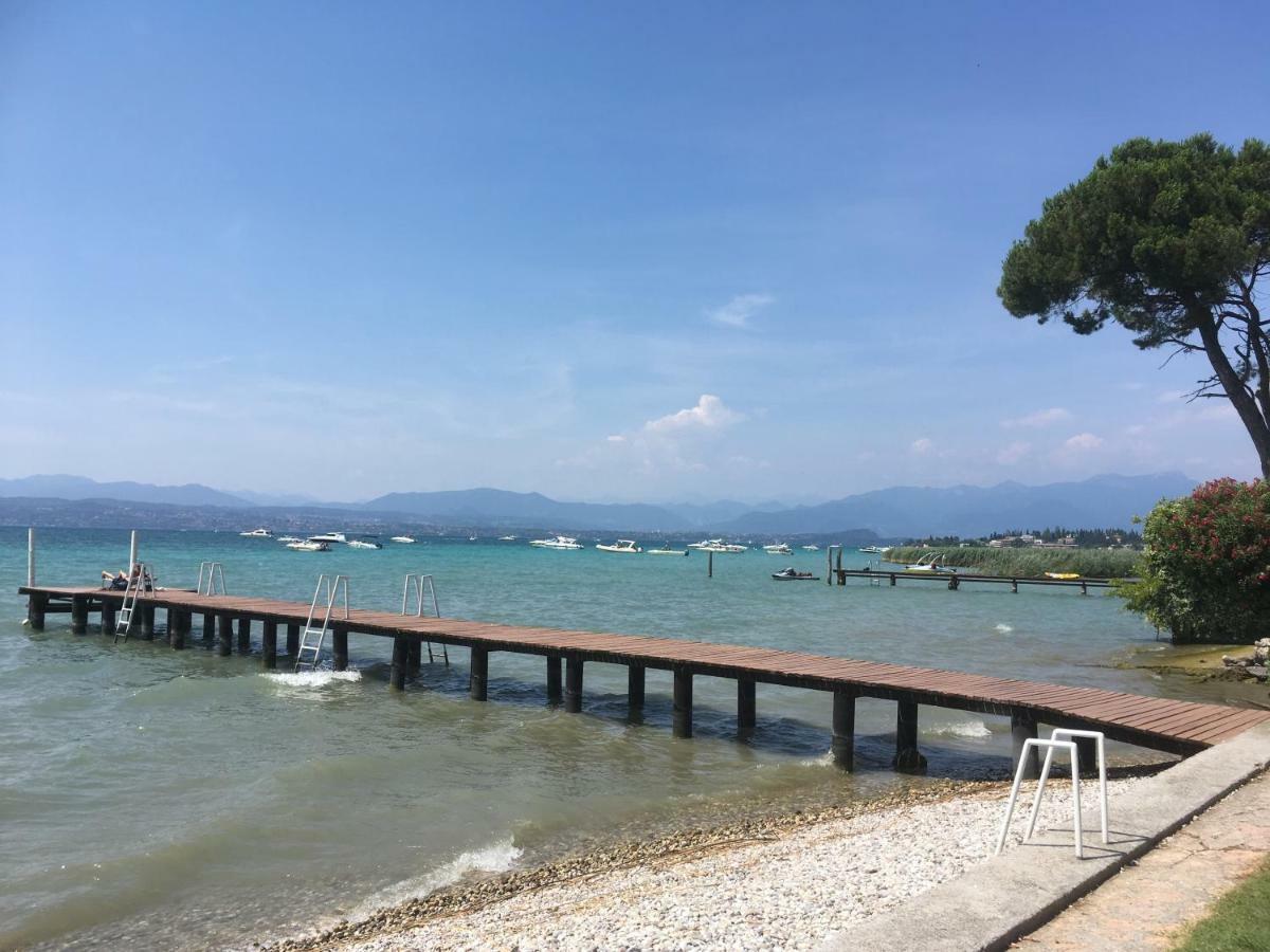 Sunset Apartment Sirmione Exterior foto